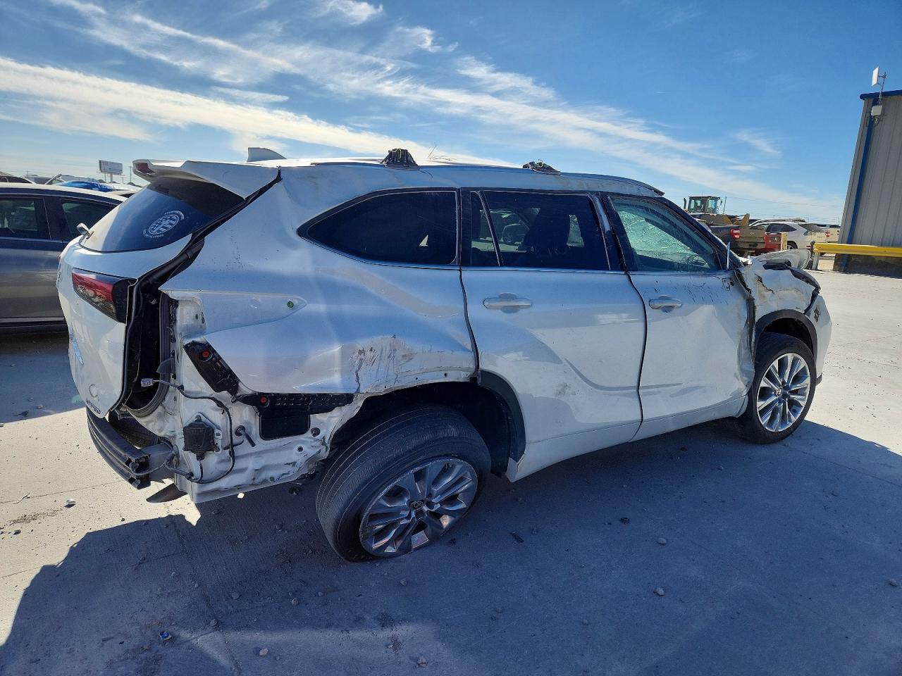 2021 TOYOTA HIGHLANDER LIMITED photo 5