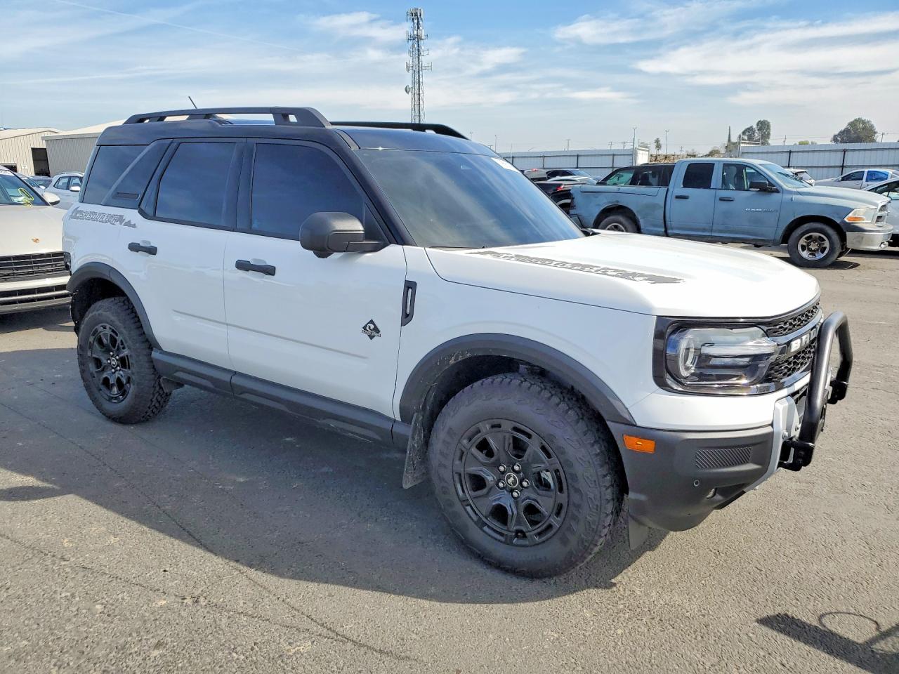 2025 FORD BRONCO SPORT OUTER BANKS photo 4