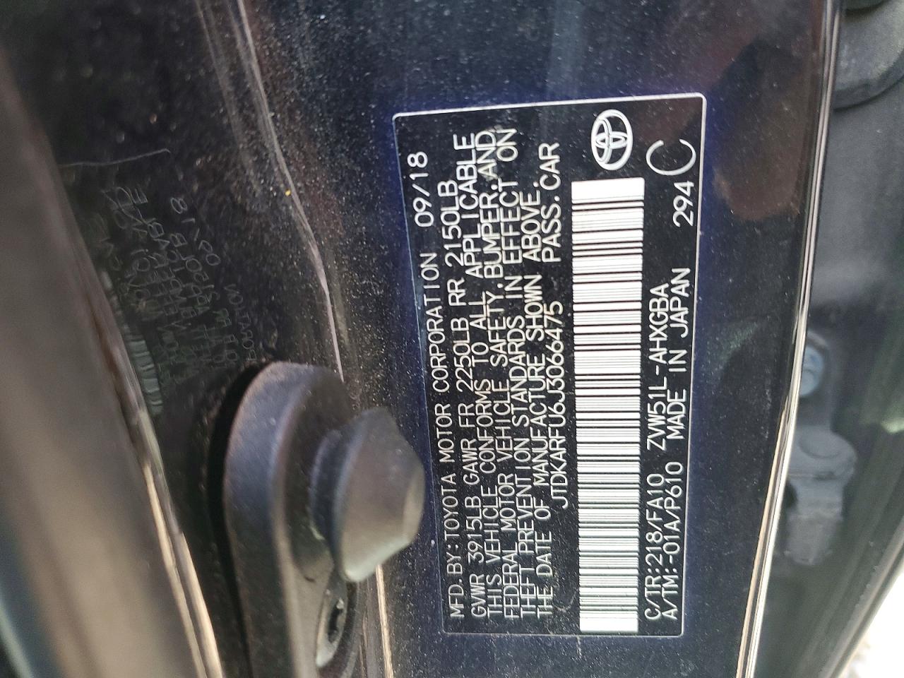 2018 TOYOTA PRIUS BASE photo 23