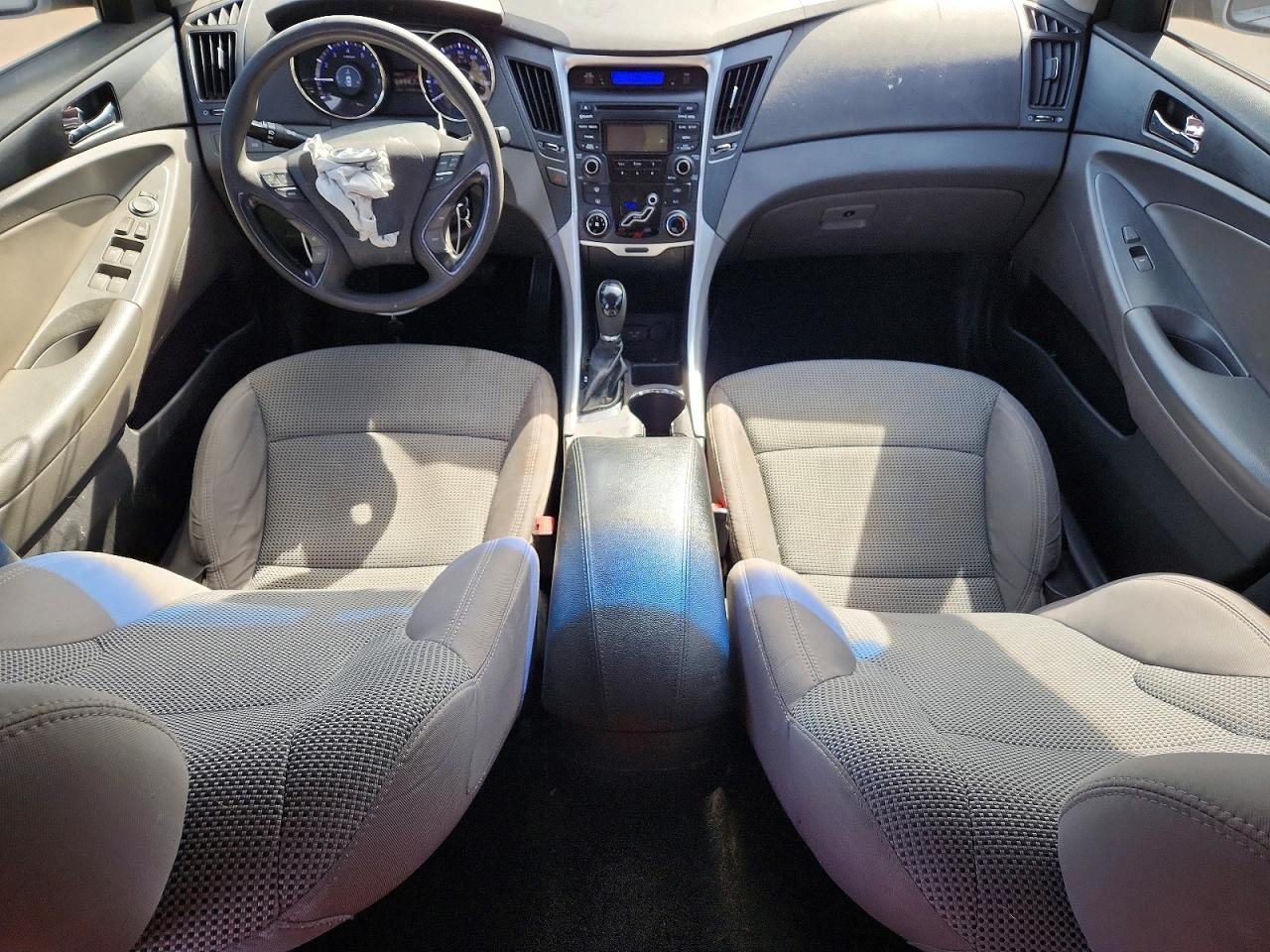 2012 HYUNDAI SONATA GLS photo 8