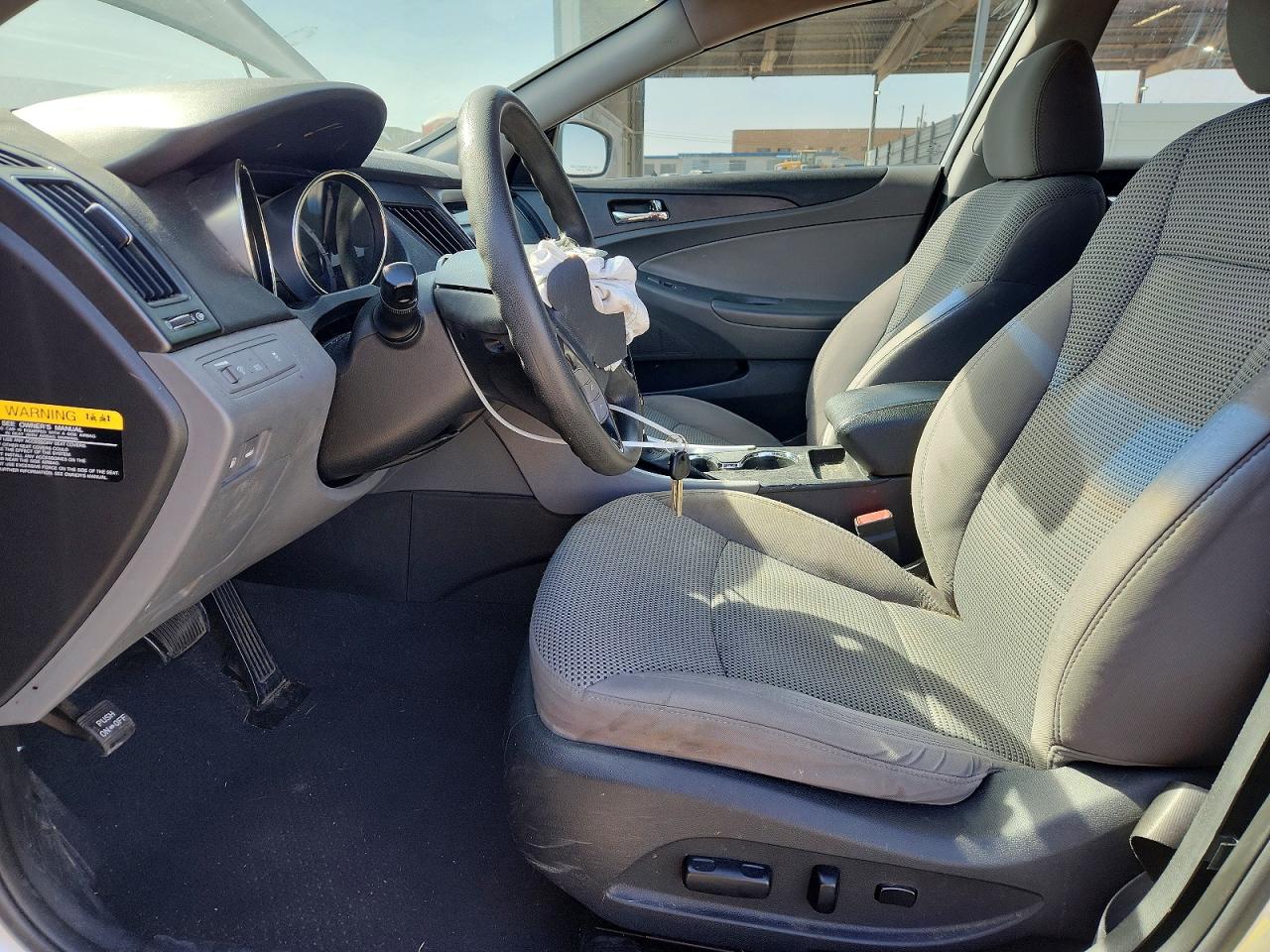 2012 HYUNDAI SONATA GLS photo 7