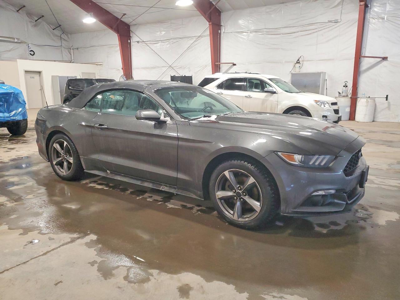 2015 FORD MUSTANG photo 10