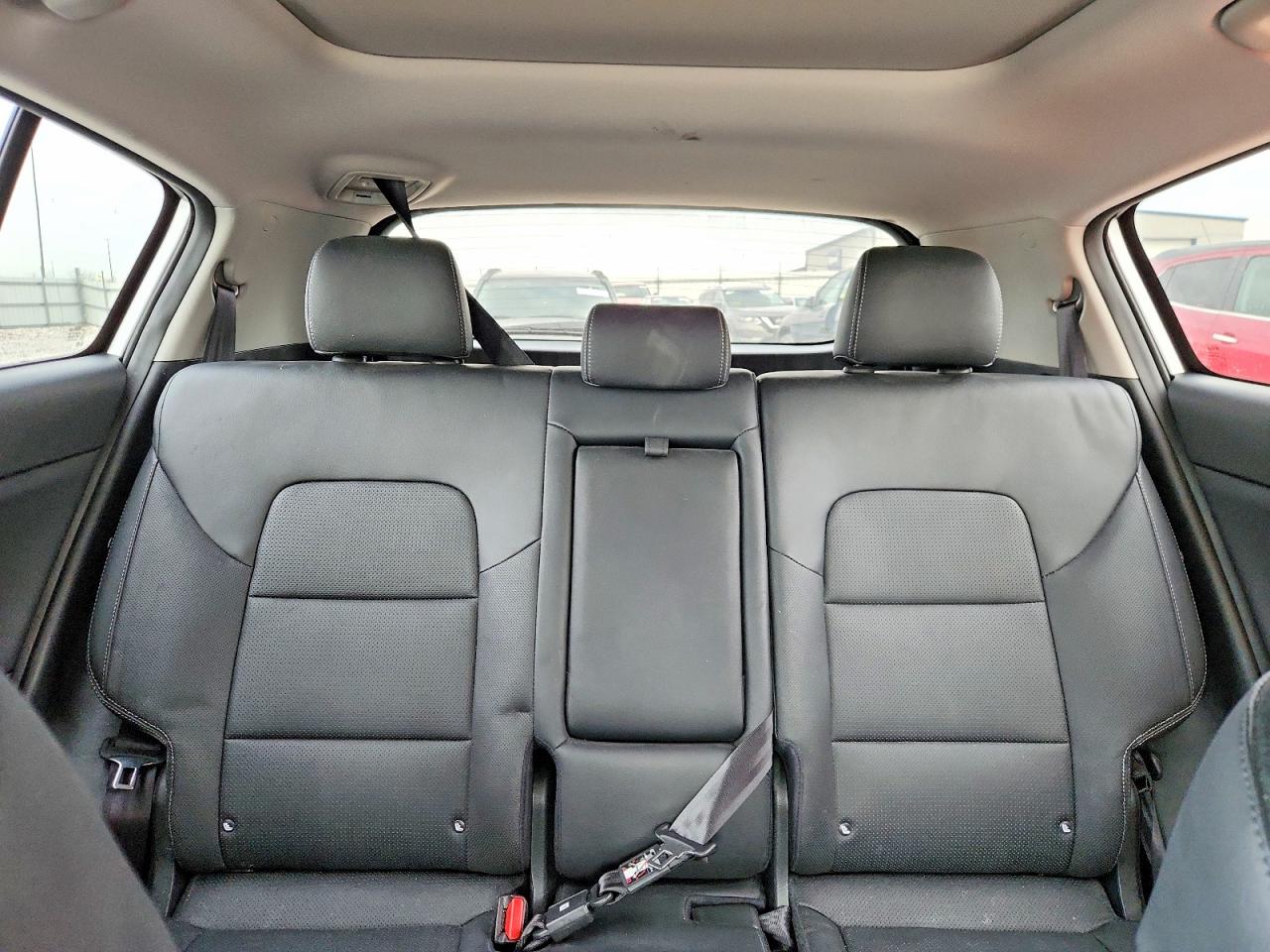 2017 KIA SPORTAGE EX photo 28