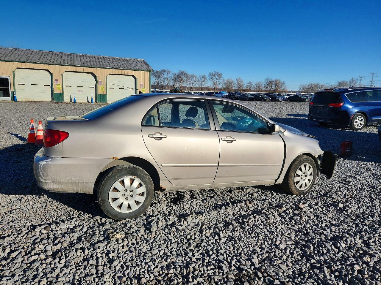 2003 TOYOTA COROLLA LE photo 3