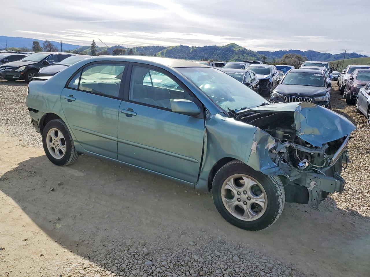 2005 TOYOTA COROLLA LE photo 4