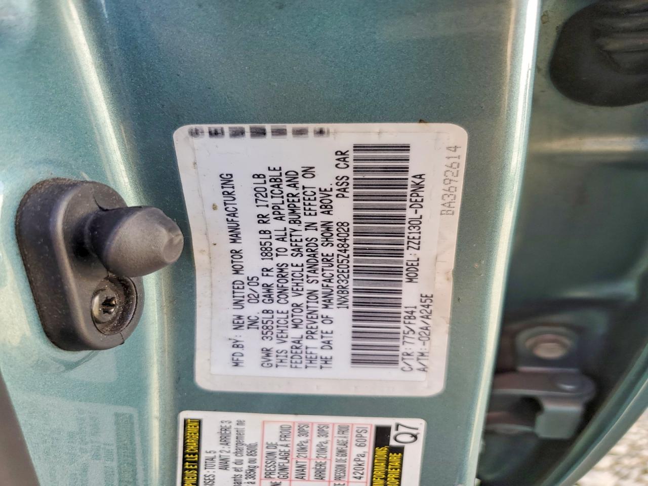 2005 TOYOTA COROLLA LE photo 12