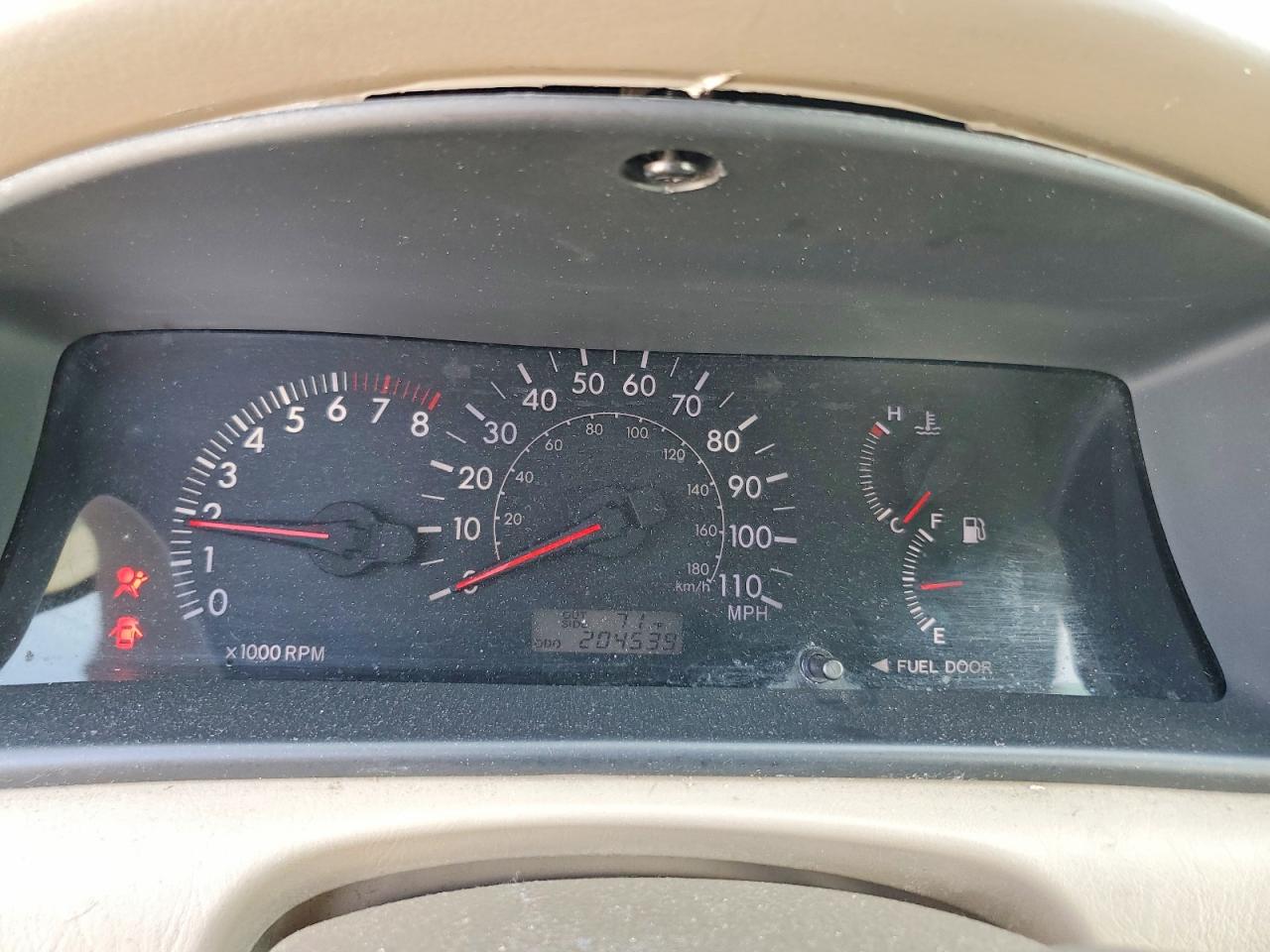 2005 TOYOTA COROLLA LE photo 9