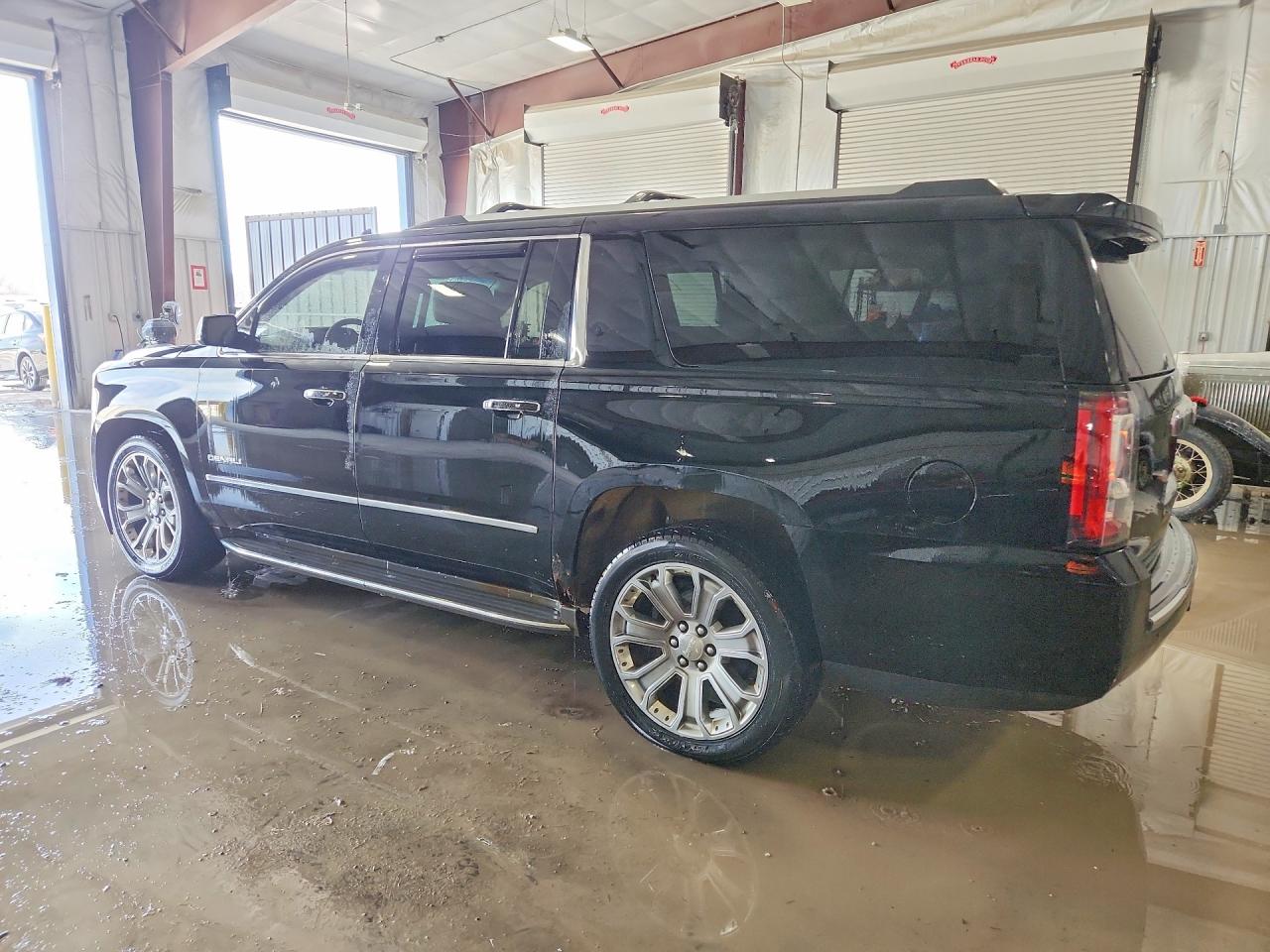 2015 GMC YUKON XL DENALI photo 2