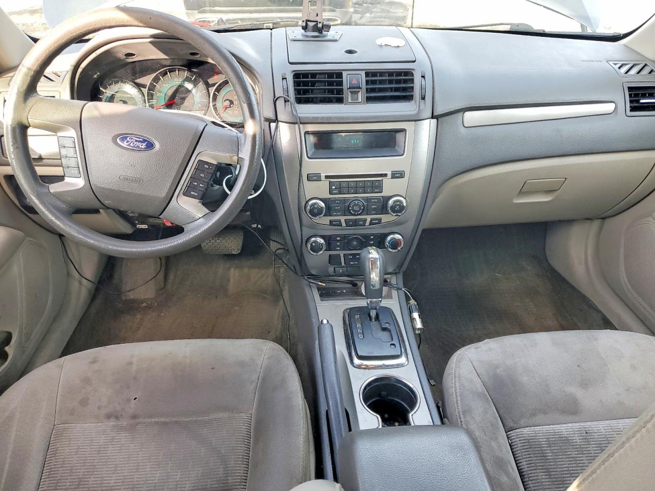 2010 FORD FUSION SE photo 8