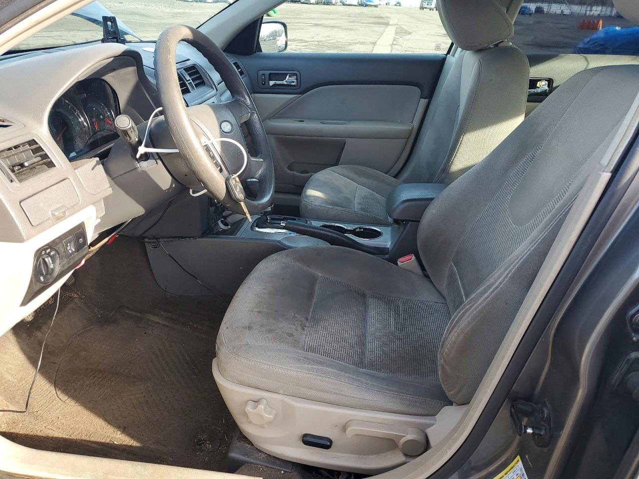 2010 FORD FUSION SE photo 7