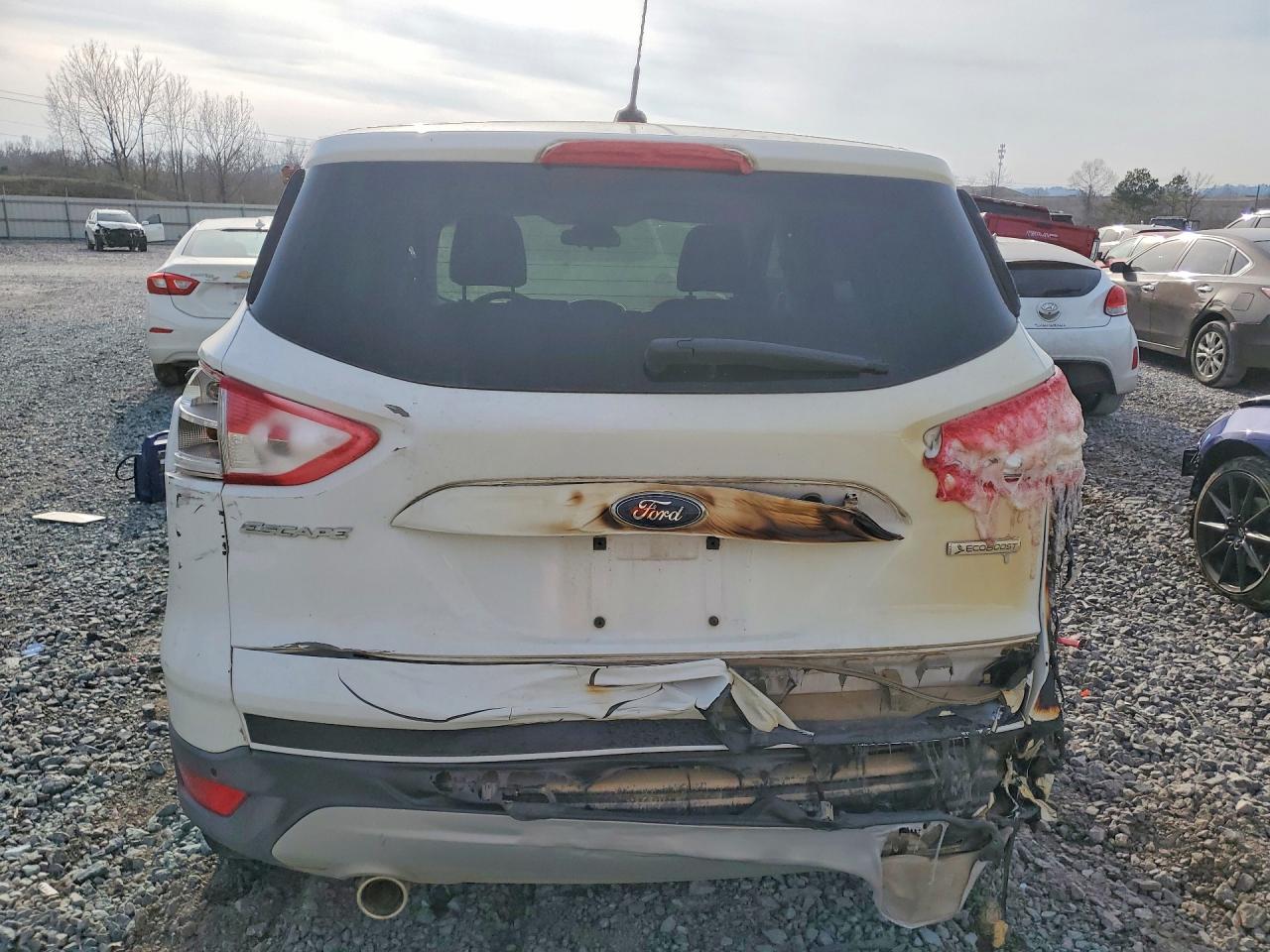2013 FORD ESCAPE SE photo 16