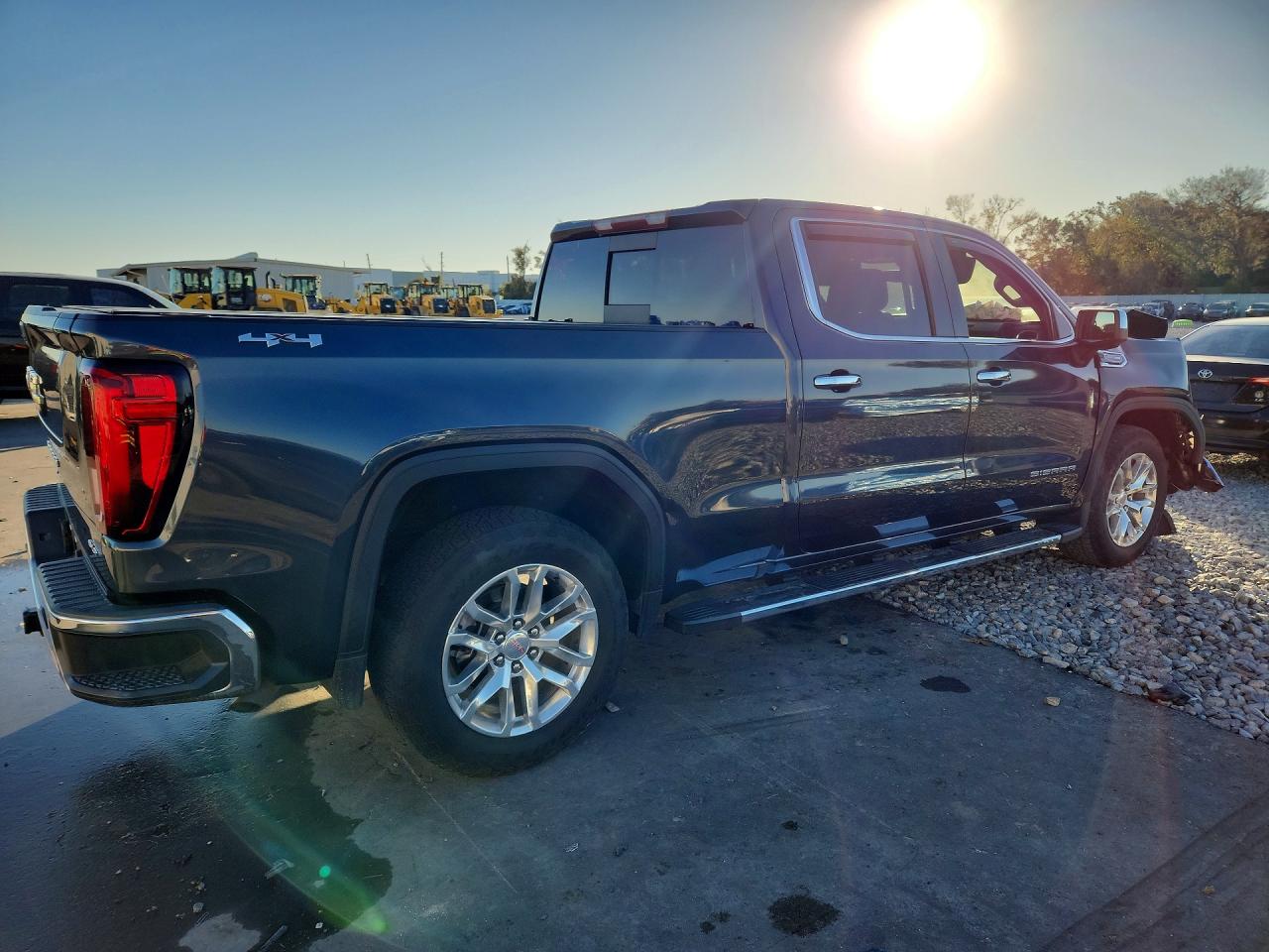 2019 GMC SIERRA K1500 SLT photo 7