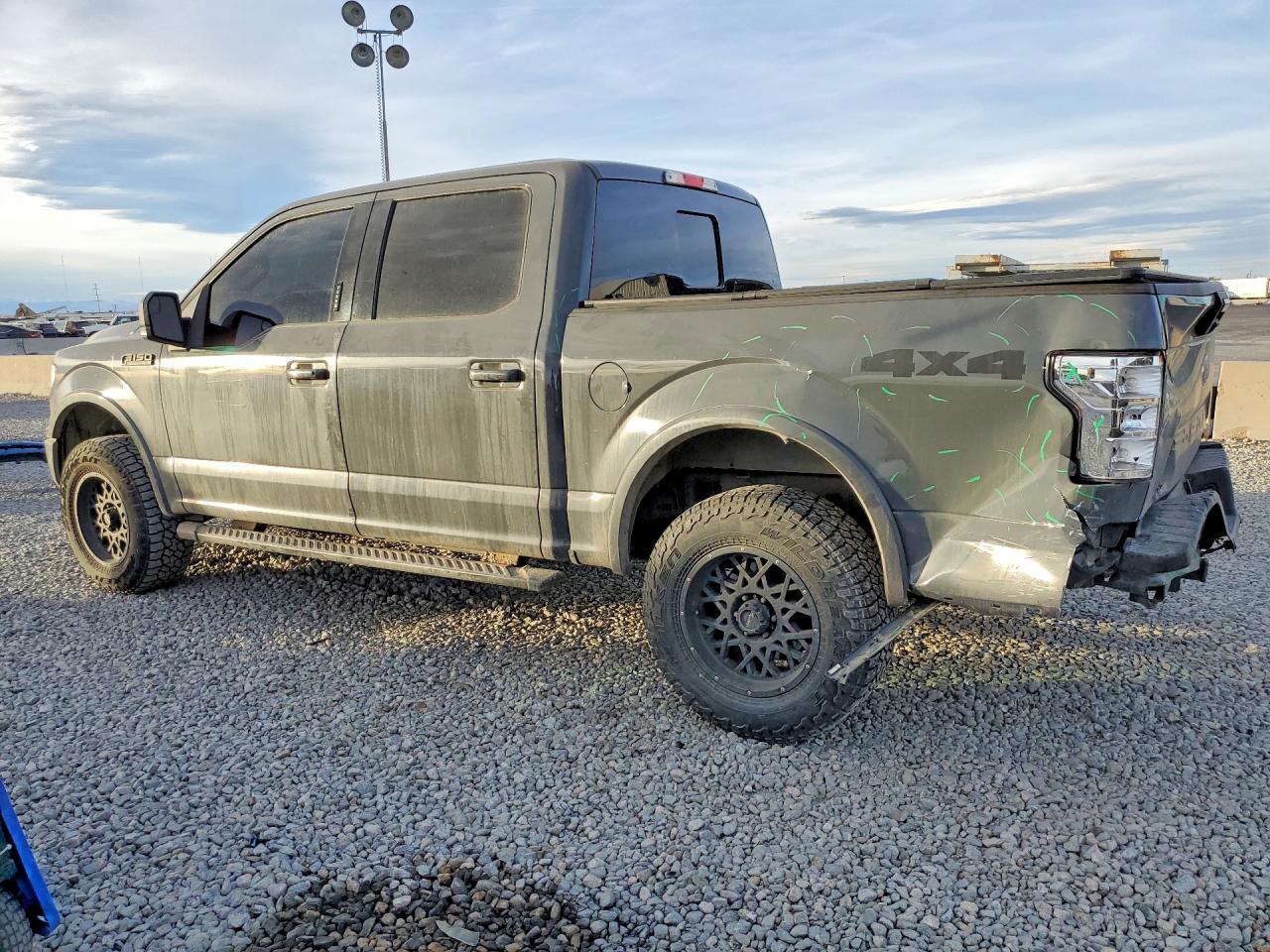 2018 FORD F150 SUPERCREW photo 4