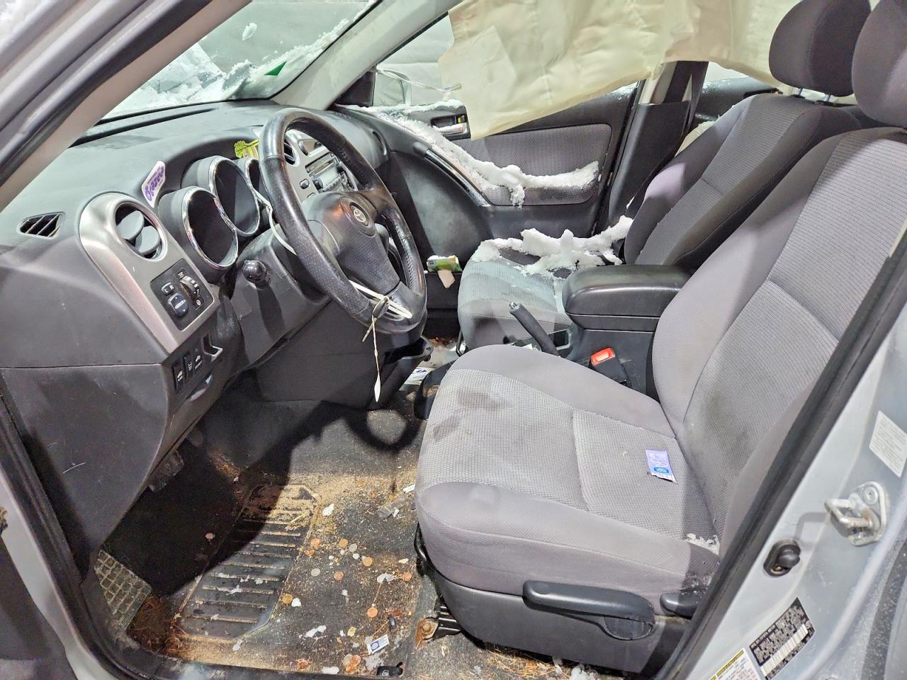 2005 TOYOTA COROLLA MATRIX BASE photo 13