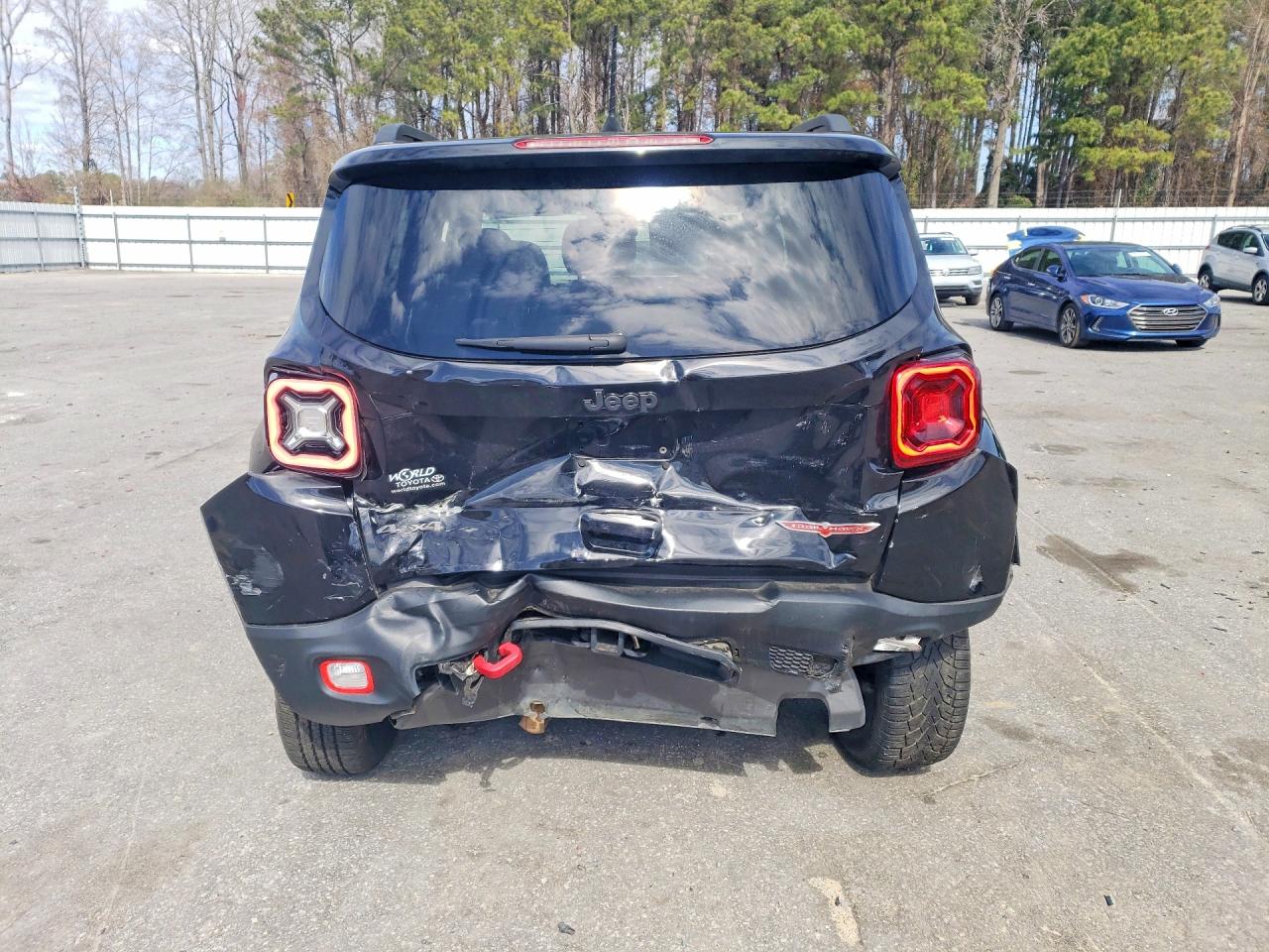 2020 JEEP RENEGADE TRAILHAWK photo 6