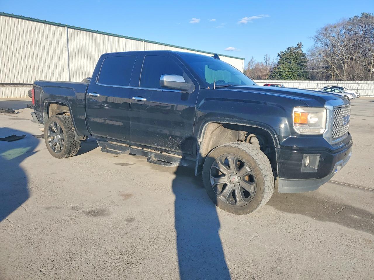 2015 GMC SIERRA K1500 DENALI photo 4