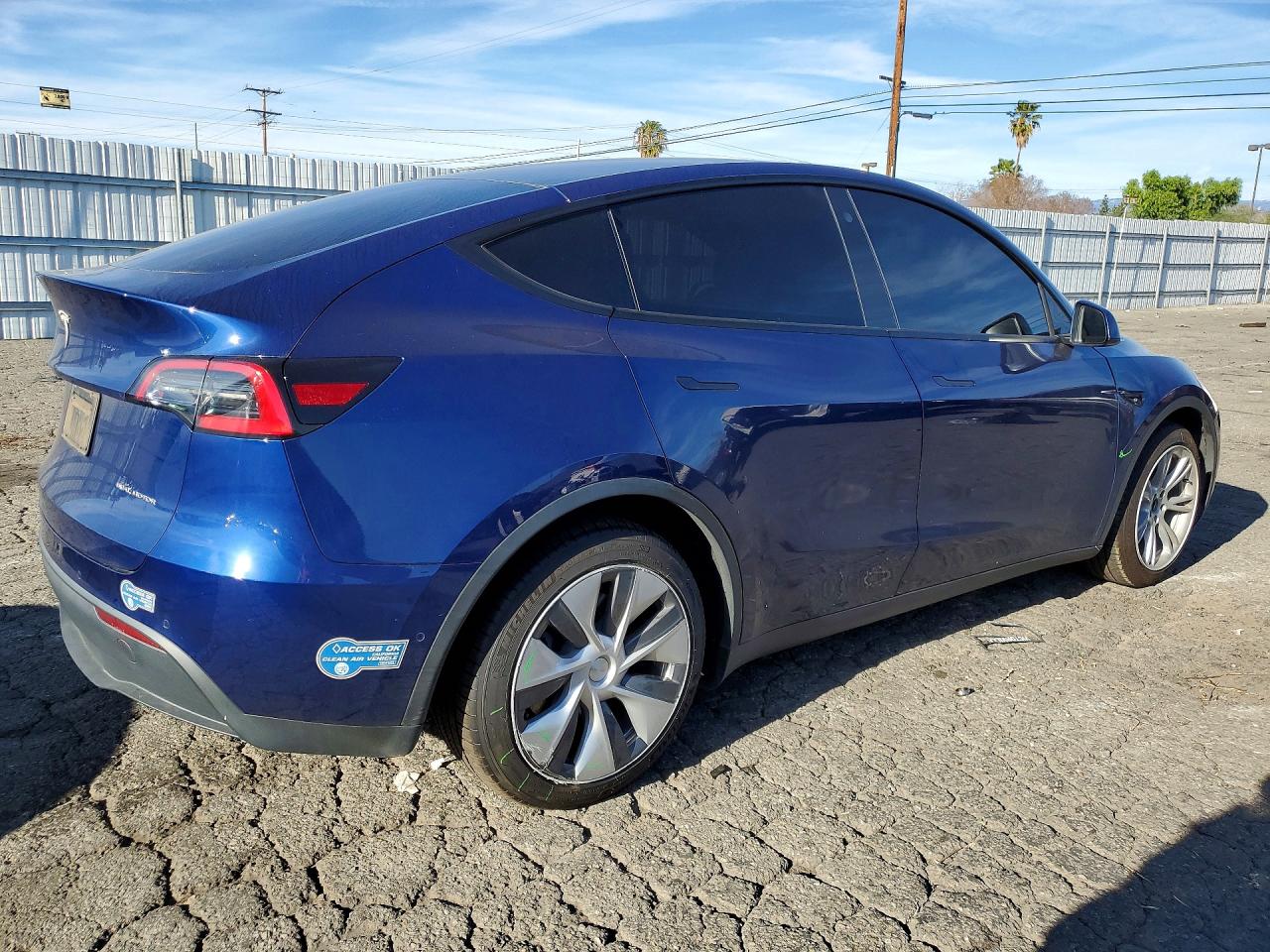 2021 TESLA MODEL Y photo 3