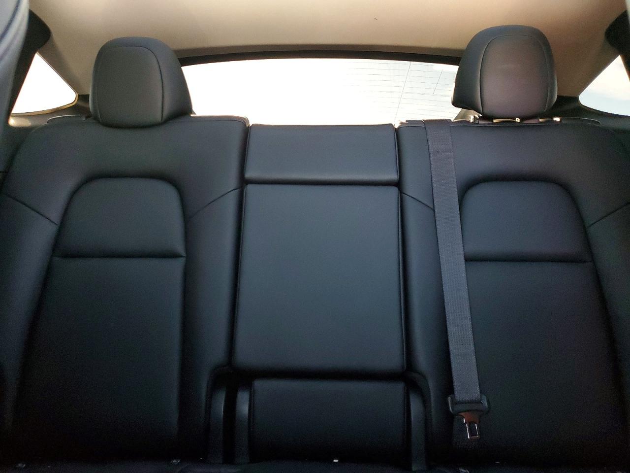 2021 TESLA MODEL Y photo 10