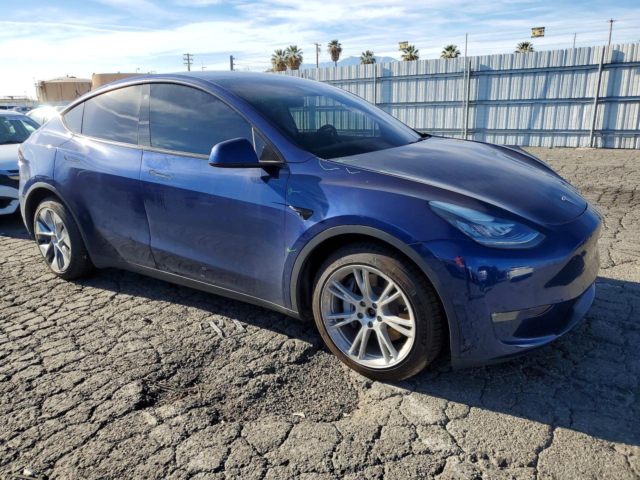 2021 TESLA MODEL Y photo 4