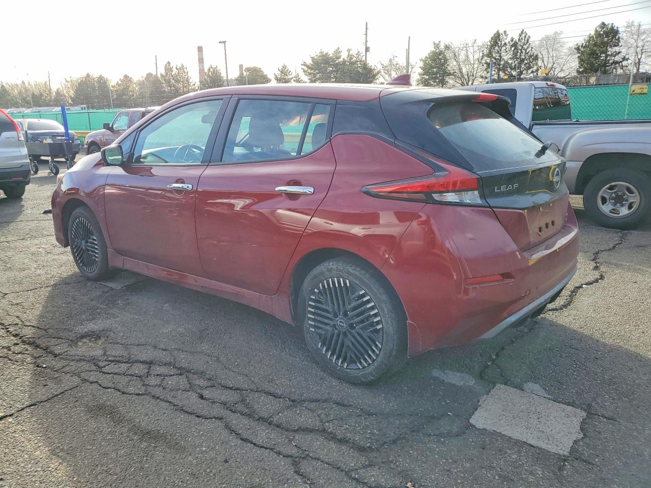 2025 NISSAN LEAF SV PLUS photo 3