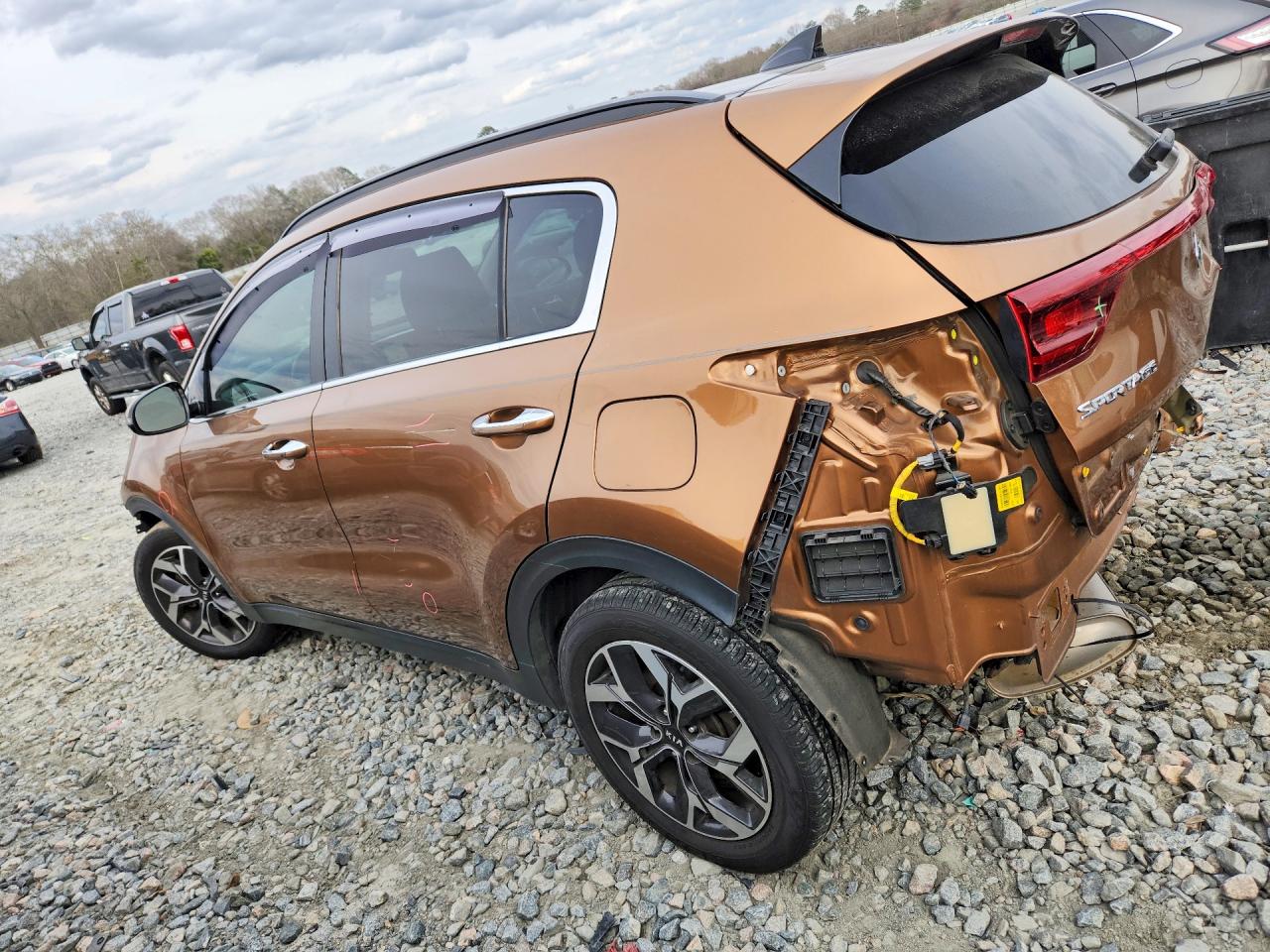 2020 KIA SPORTAGE EX photo 2