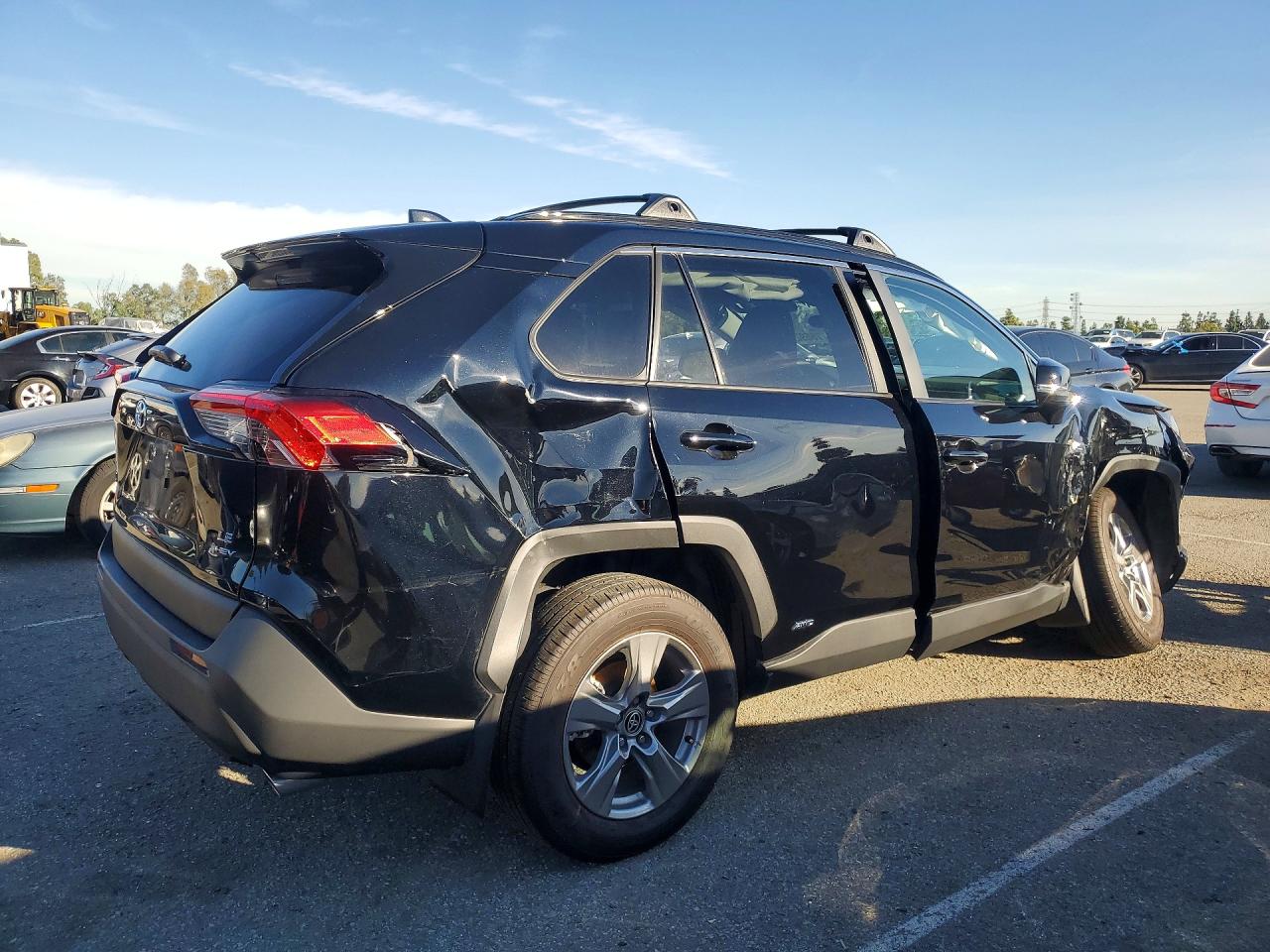2025 TOYOTA RAV4 LE photo 3