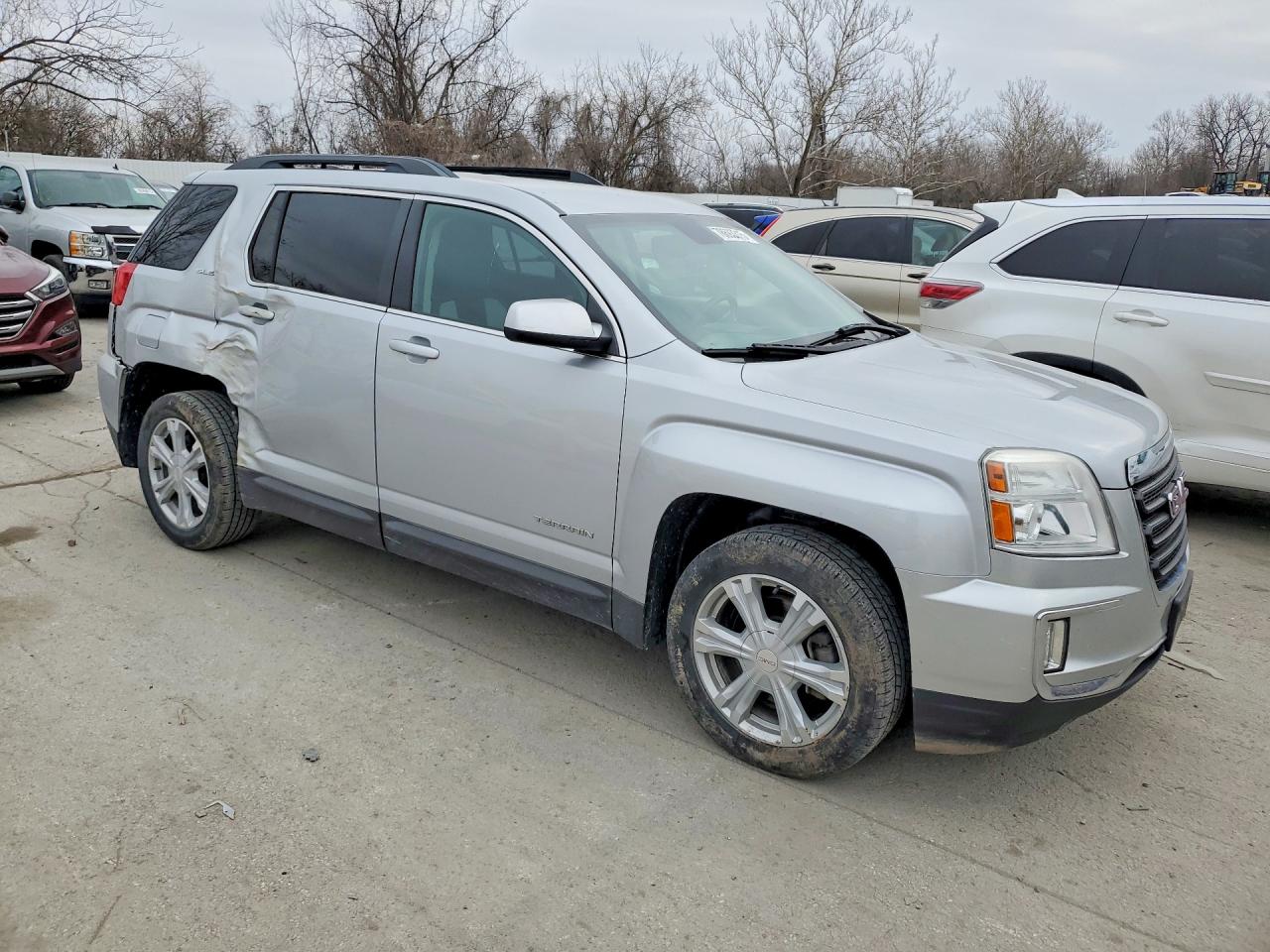 2017 GMC TERRAIN SLE photo 7