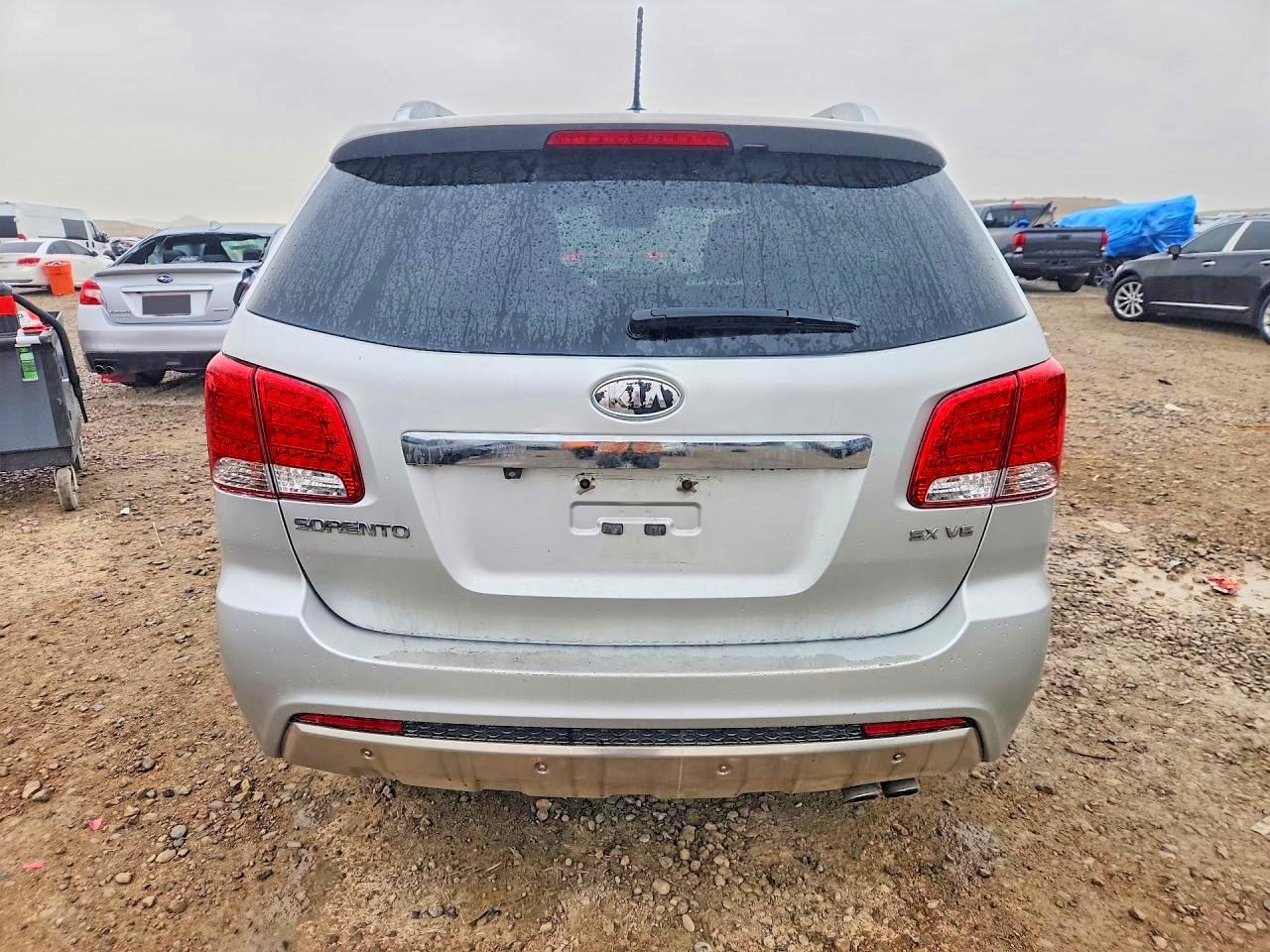 2011 KIA SORENTO SX photo 11