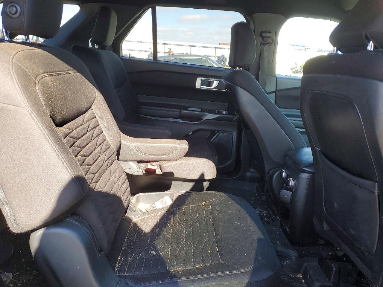 2020 FORD EXPLORER XLT photo 21