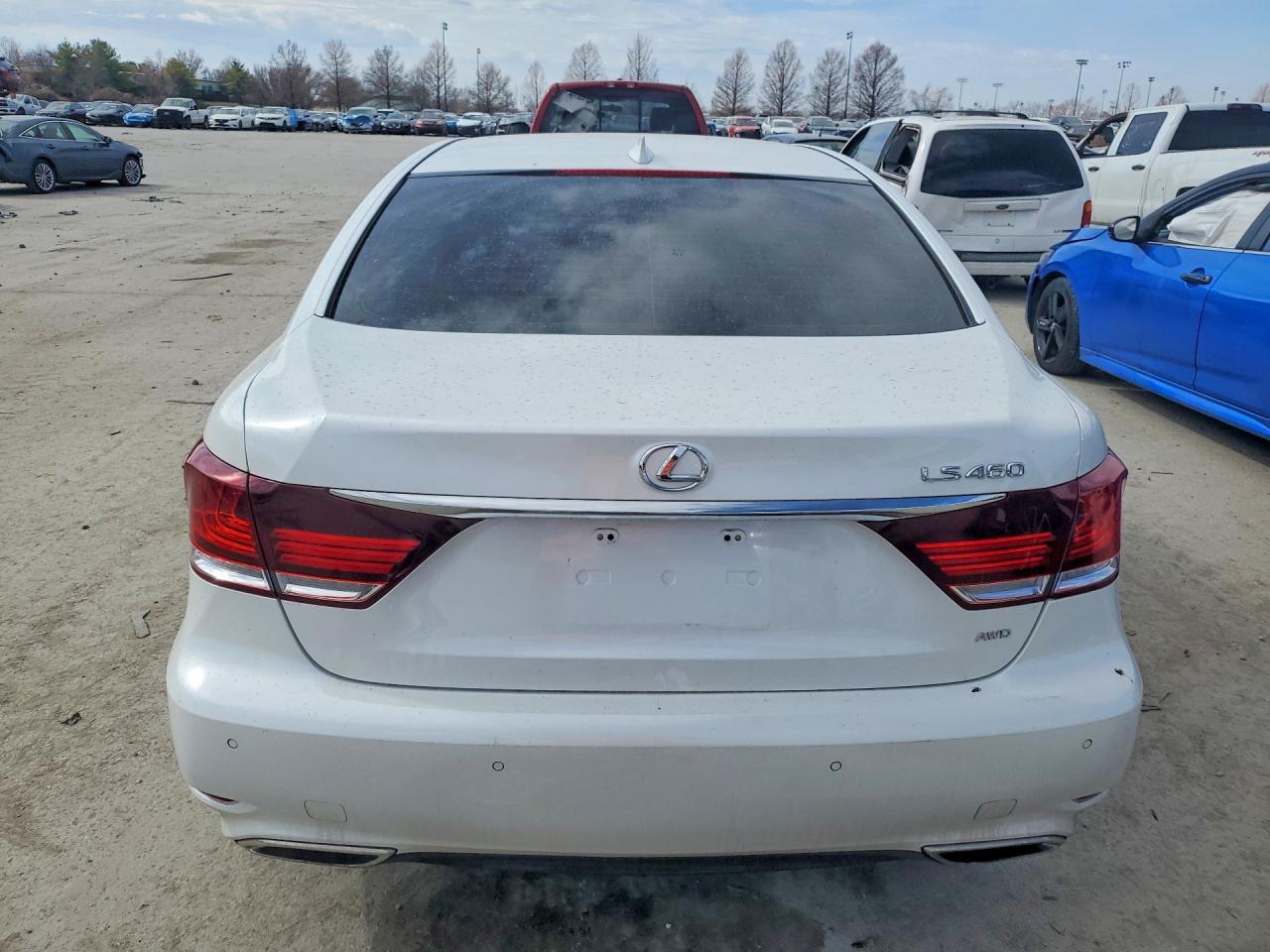 2014 LEXUS LS 460 photo 11