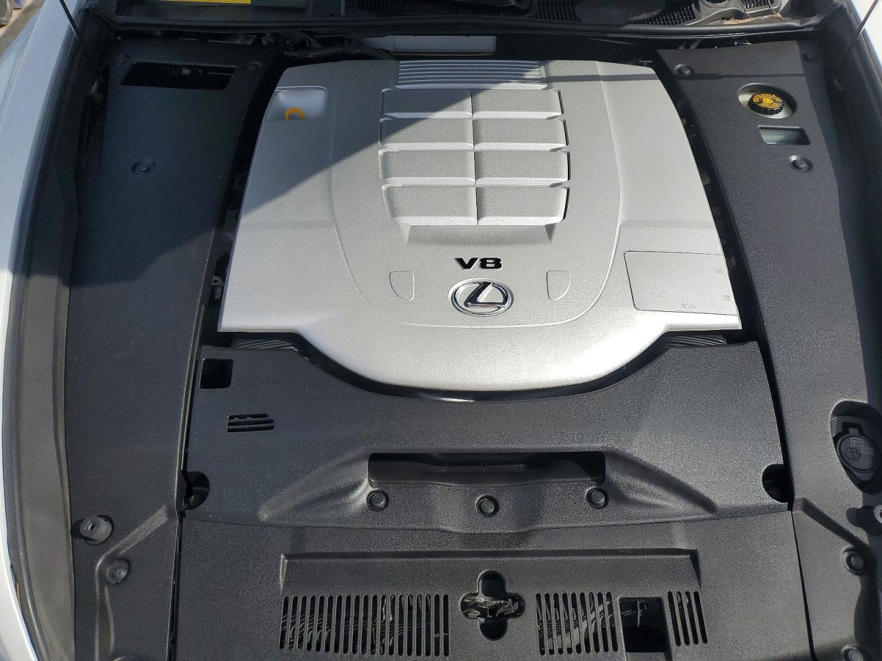 2014 LEXUS LS 460 photo 21