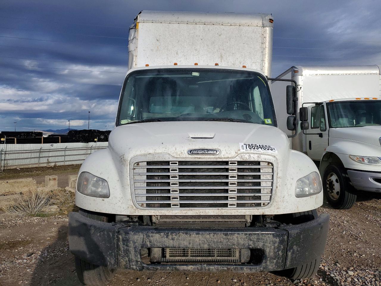 2019 FREIGHTLINER M2 106 MED - SEMI TRUCK photo 5