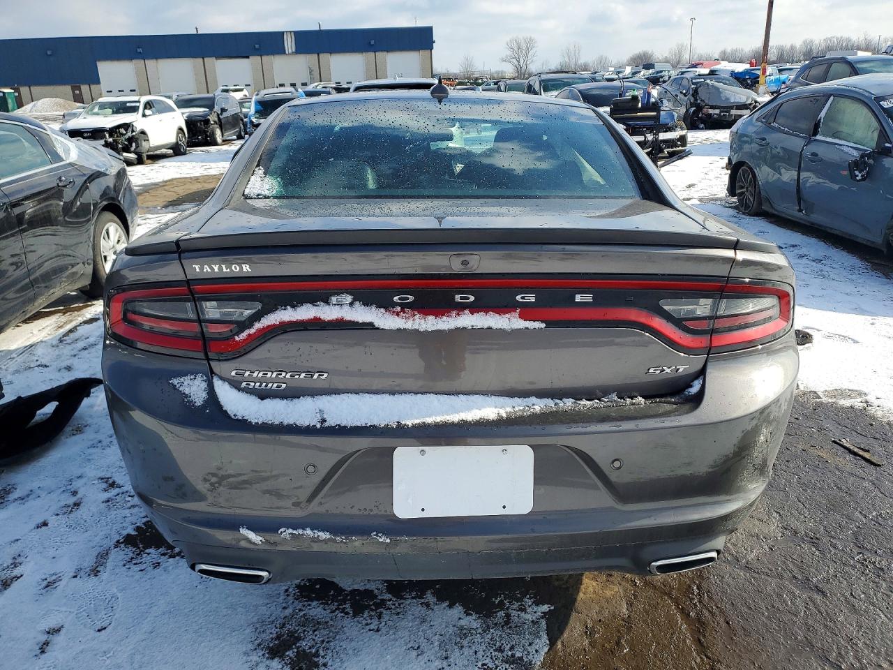 2017 DODGE CHARGER SXT photo 11