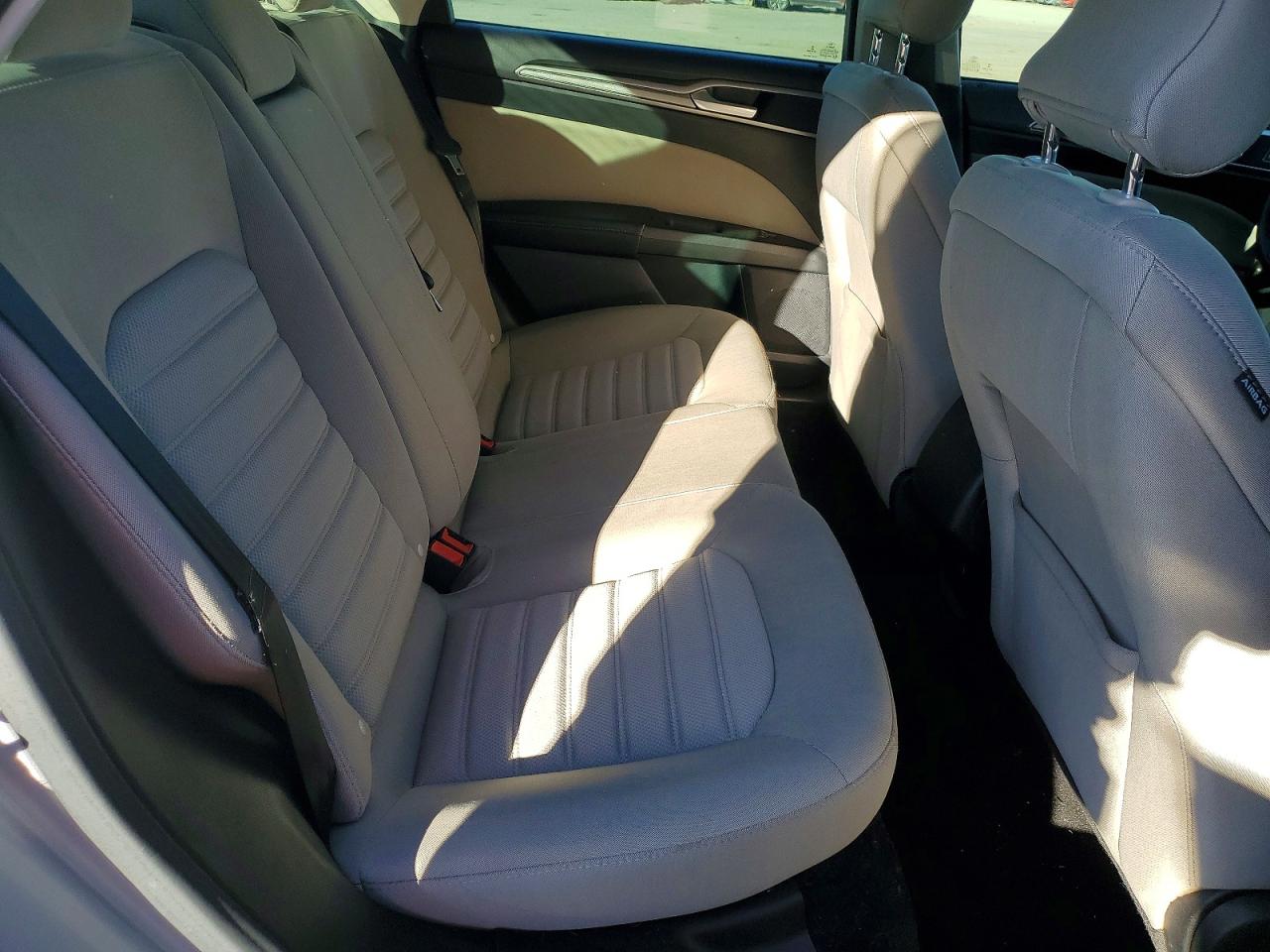 2019 FORD FUSION S photo 28