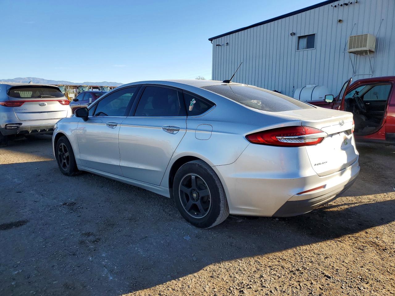 2019 FORD FUSION S photo 4