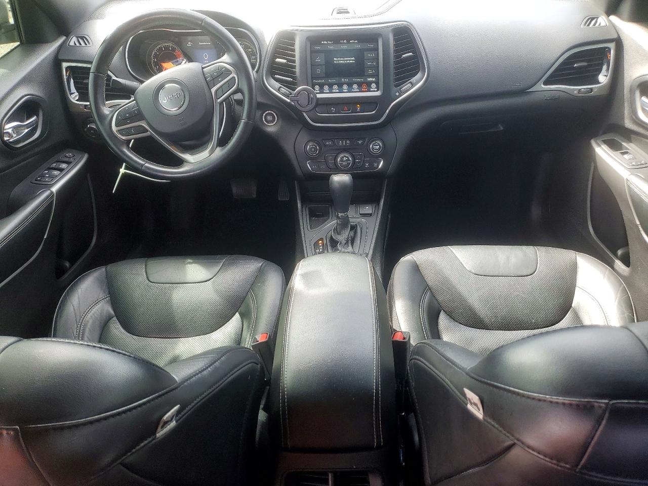 2021 JEEP CHEROKEE LATITUDE LUX photo 15