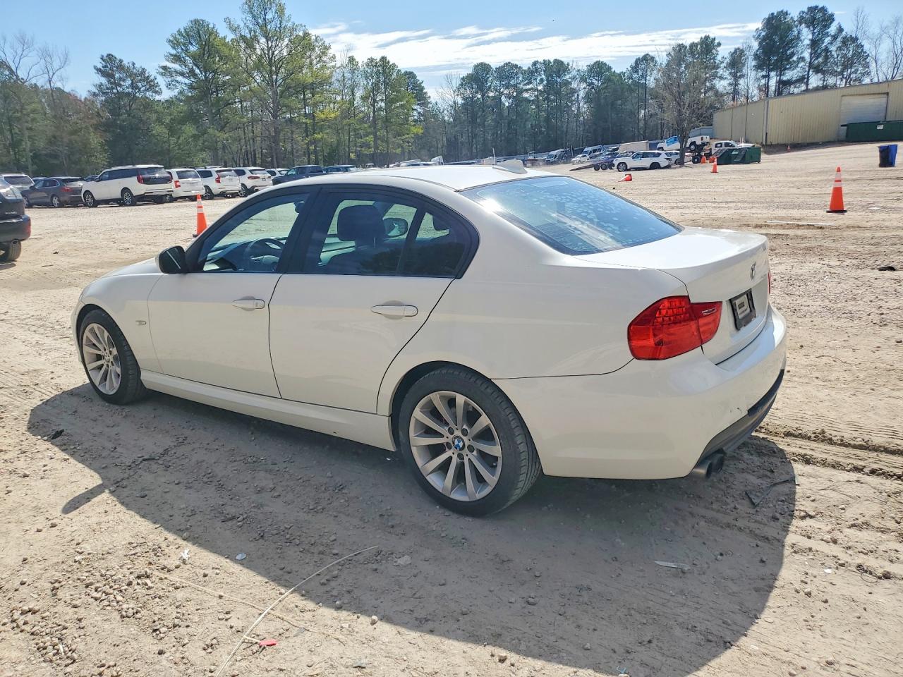 2011 BMW 328 I photo 2