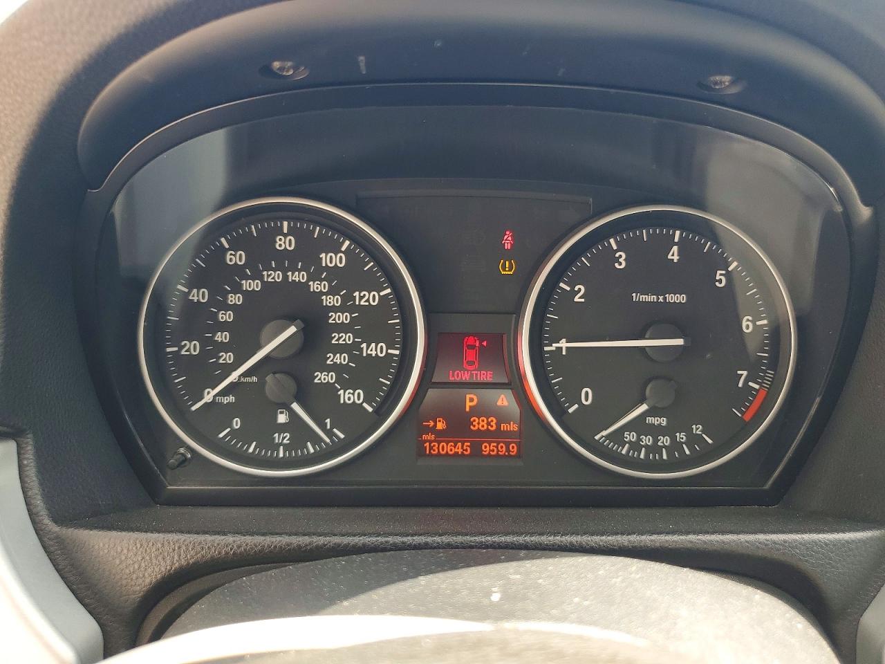 2011 BMW 328 I photo 9