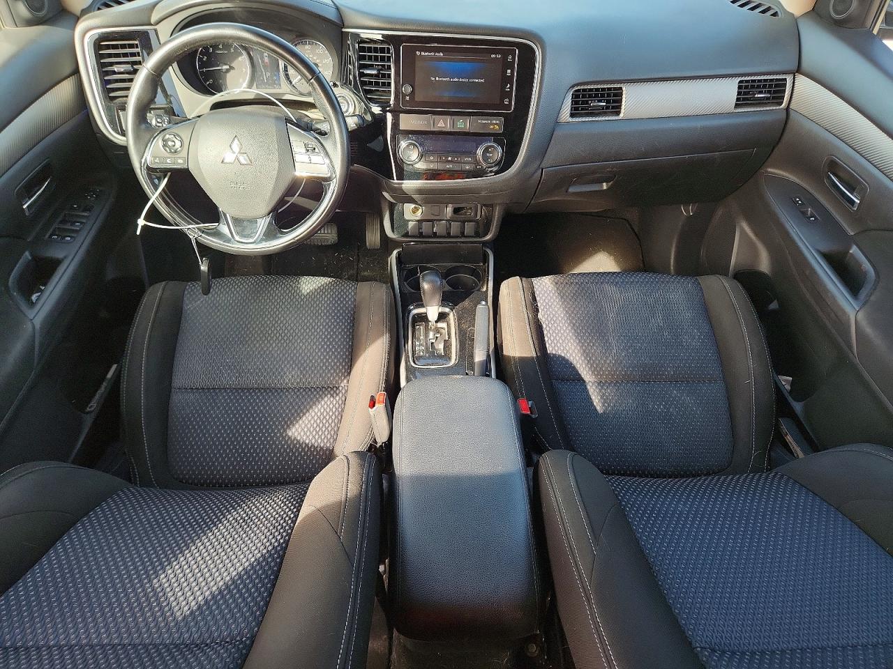 2017 MITSUBISHI OUTLANDER SE photo 15