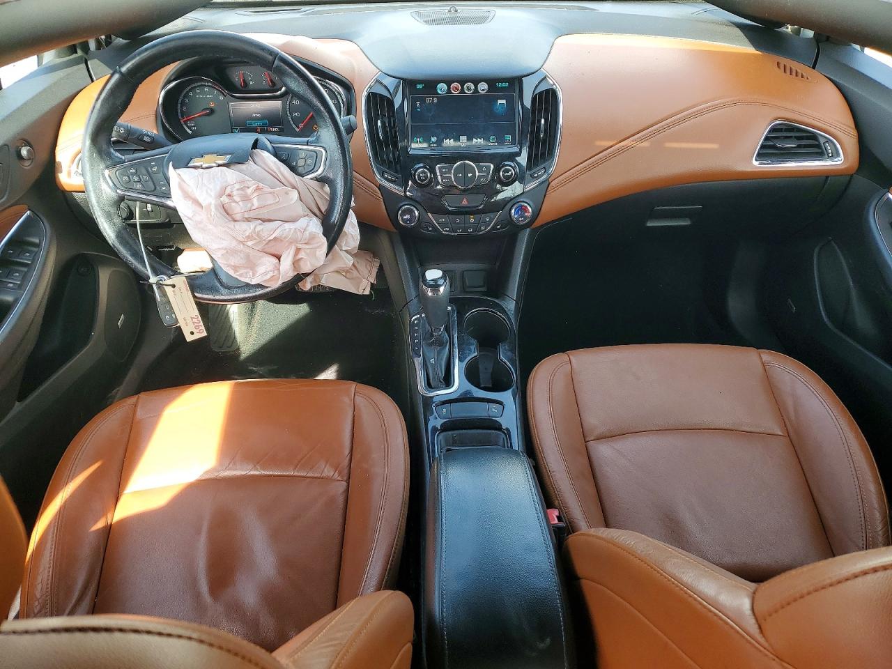2016 CHEVROLET CRUZE PREMIER photo 8