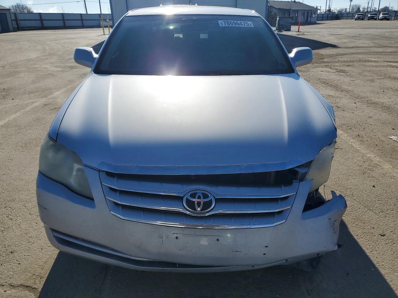 2006 TOYOTA AVALON XL photo 9