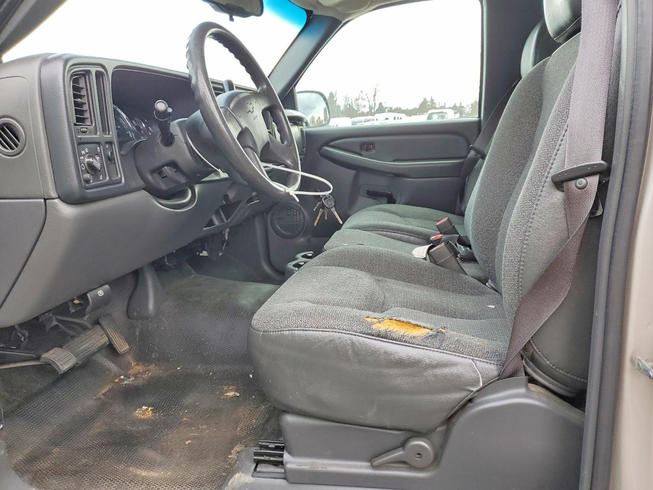 2005 CHEVROLET SILVERADO C1500 photo 7