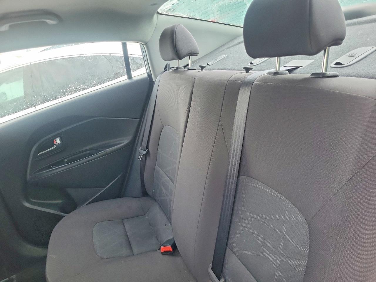 2016 KIA RIO LX photo 19