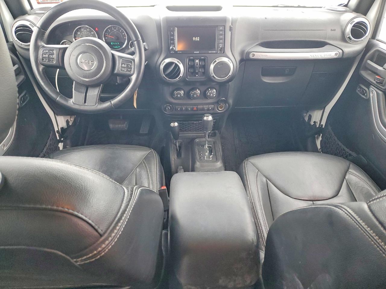 2015 JEEP WRANGLER UNLIMITED SAHARA photo 8