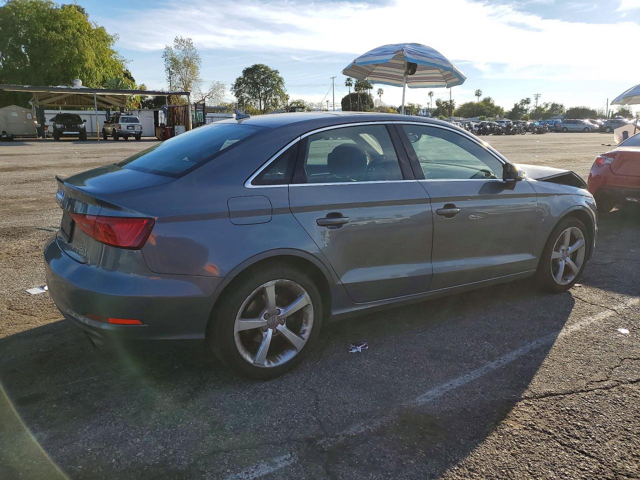 2015 AUDI A3 PREMIUM photo 3