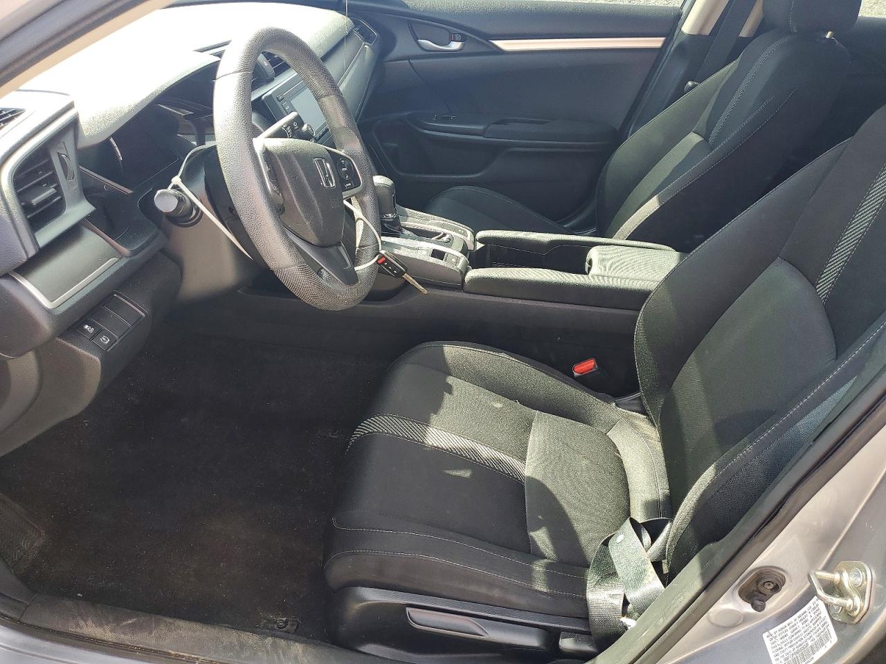2016 HONDA CIVIC LX photo 19