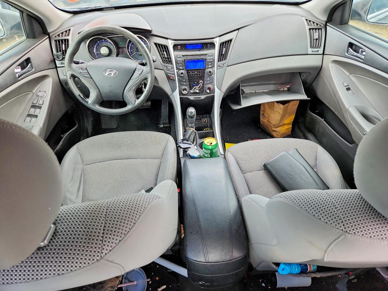 2013 HYUNDAI SONATA GLS photo 8