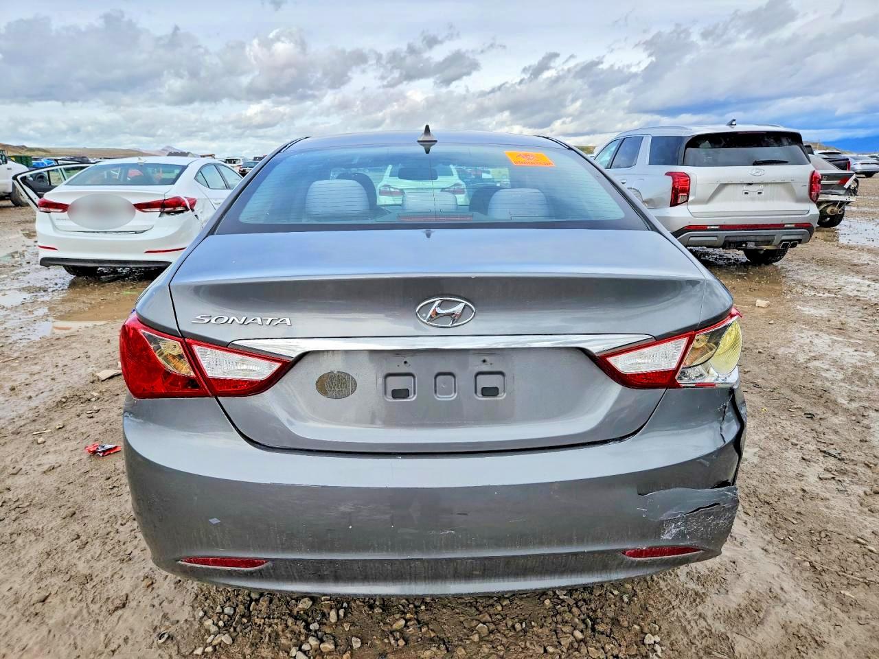 2013 HYUNDAI SONATA GLS photo 6