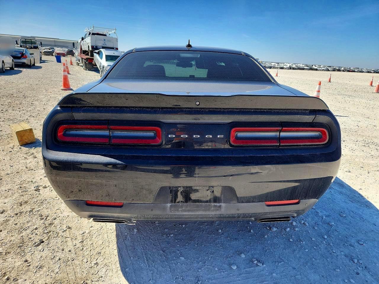 2016 DODGE CHALLENGER R photo 11