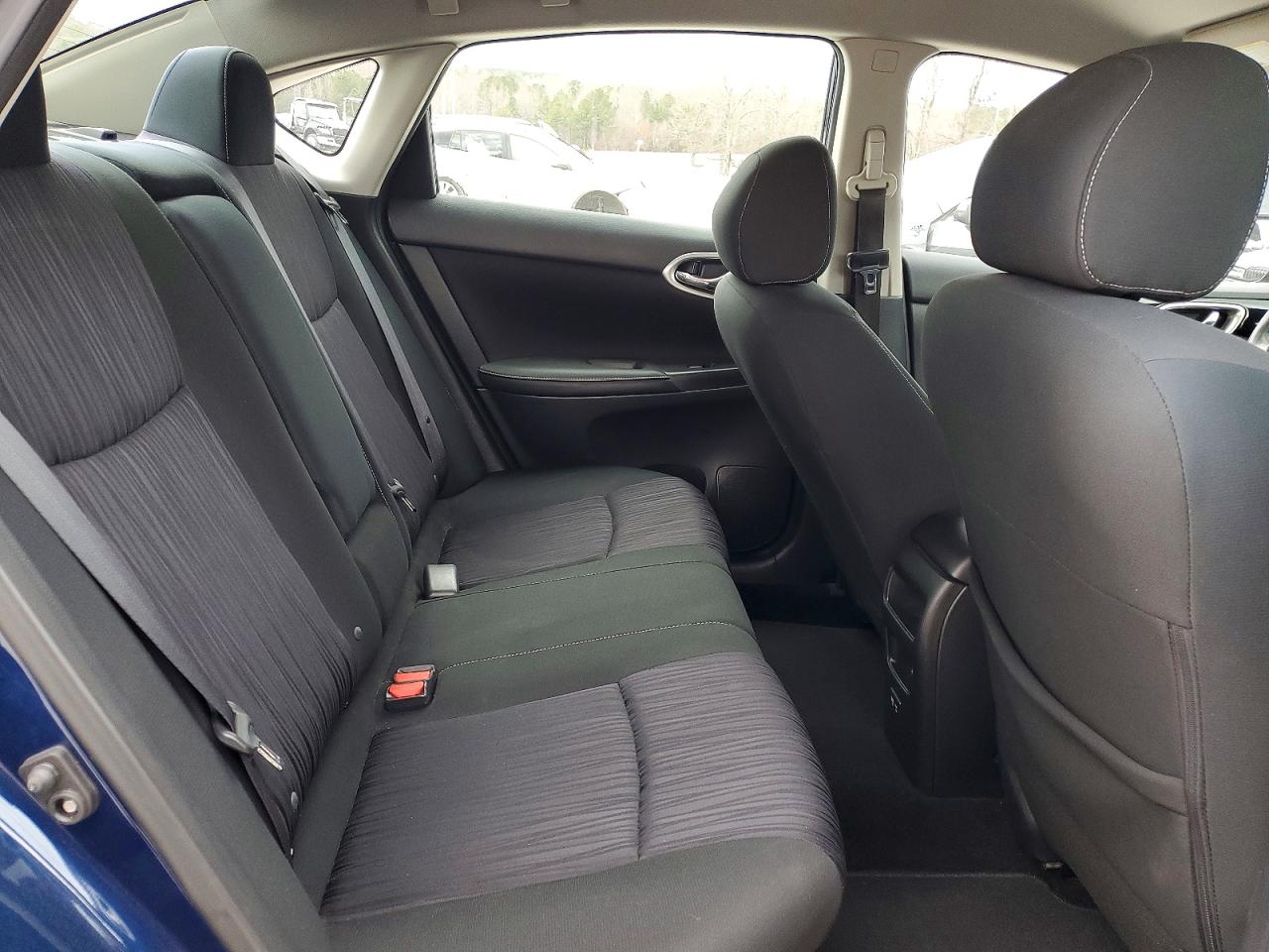 2019 NISSAN SENTRA S photo 10